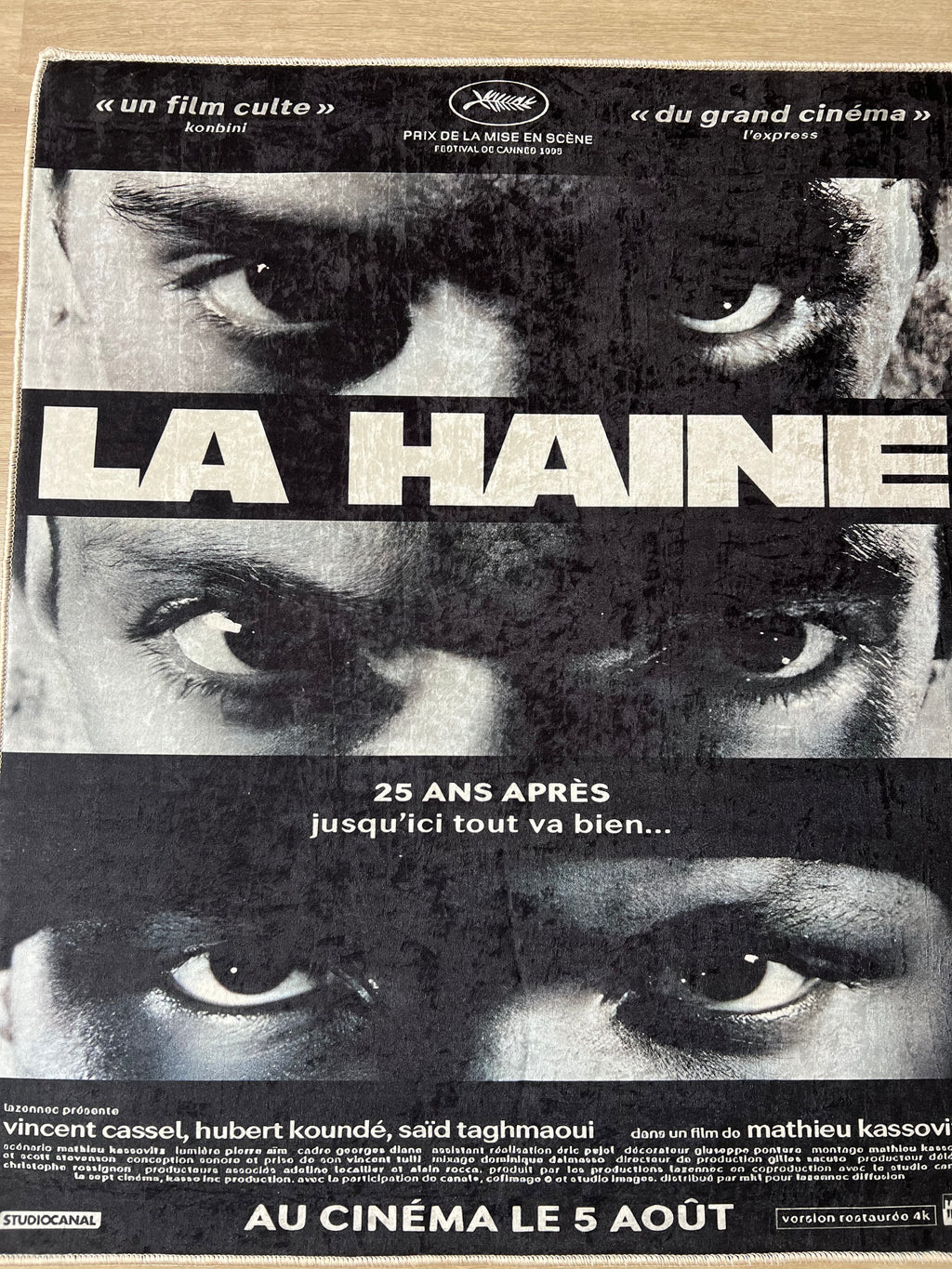 La Haine Mono Tasarım Halı
