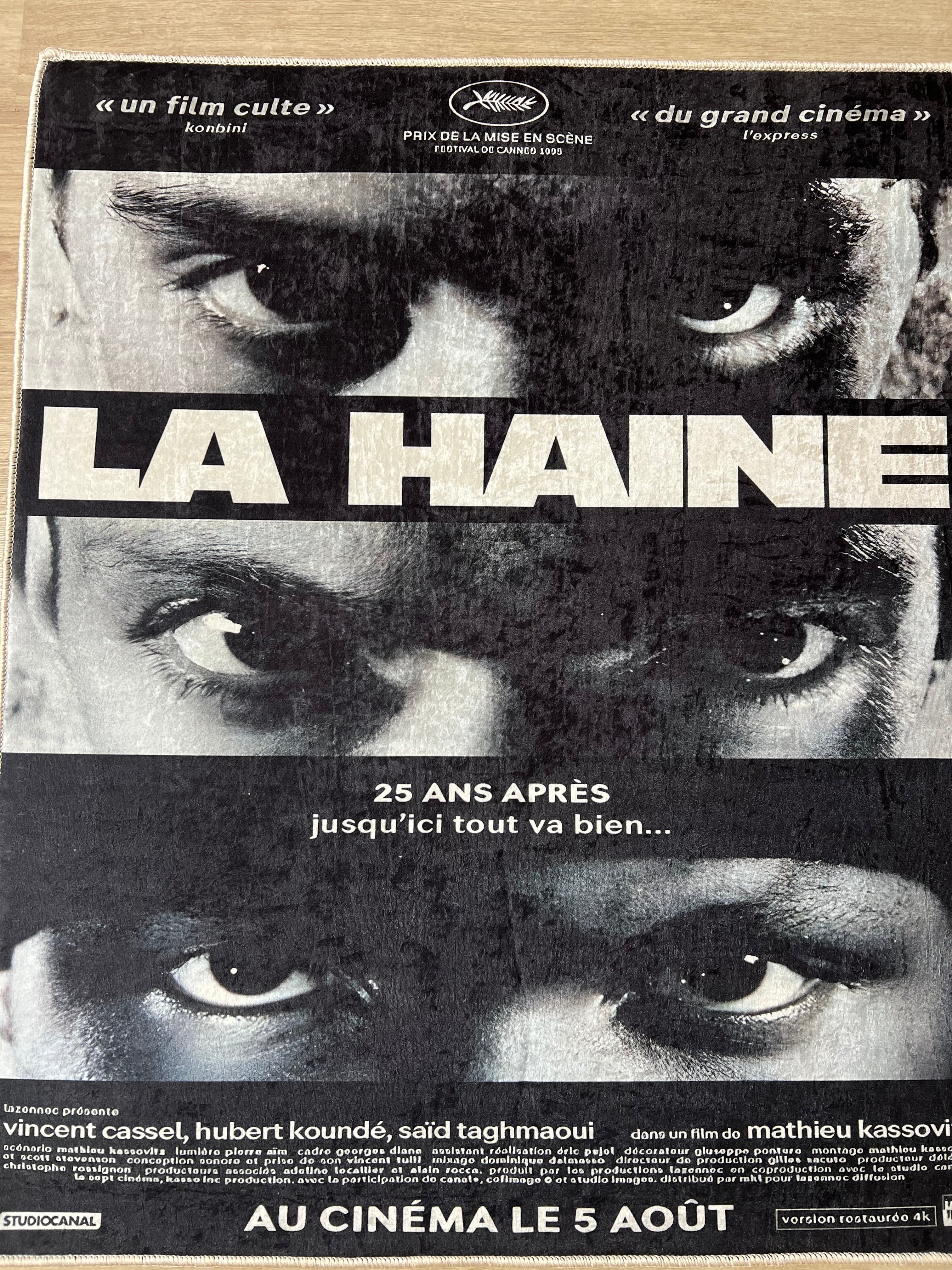 La Haine Mono Tasarım Halı